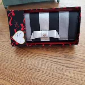 Betsey brand new wallet